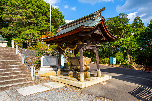 花岡八幡宮（多宝塔）